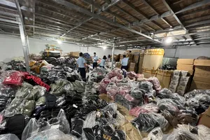 Triệt phá kho hàng lậu, giả mạo nhãn hiệu lớn tại tỉnh Tuyên Quang