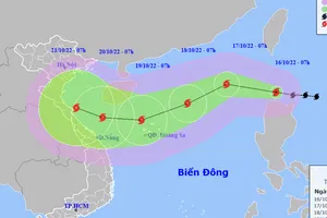 Hôm nay, bão Nesat sẽ đi vào biển Đông, diễn biến phức tạp