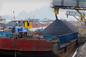 Bổ sung 300.000 tấn than cho các nhà máy nhiệt điện
