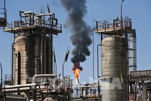 Giá dầu tăng vọt vì xung đột Israel và Hamas, sắp tới ra sao?