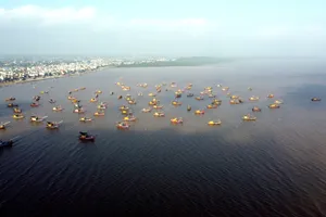 Thủ tướng yêu cầu rà soát thiết bị giám sát hành trình tàu cá 