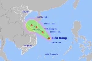 Biển Đông có áp thấp nhiệt đới, từ tối mai nhiều nơi mưa lớn