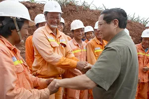 Thủ tướng yêu cầu hoàn thành đường dây 500 kV mạch 3 dịp 2-9