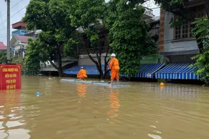 Hơn nửa triệu hộ dân ở 7 tỉnh trung du, miền núi phía Bắc mất điện do mưa lũ 