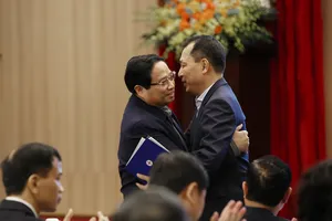 Thủ tướng xúc động về hình ảnh người thợ điện trong lòng Nhân dân