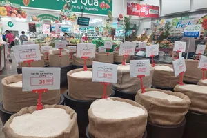 Bộ Công Thương lập đoàn kiểm tra liên ngành về kinh doanh gạo
