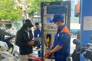 Không thực hiện quy định về hóa đơn điện tử, doanh nghiệp xăng dầu sẽ bị thu hồi giấy phép