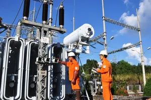 EVN thí điểm chấm dứt hoạt động điện lực cấp huyện, lập mô hình mới