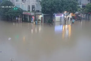 Lũ lên nhanh, Thái Nguyên, Bắc Ninh, Bắc Giang, Hà Nội triển khai công tác hộ đê