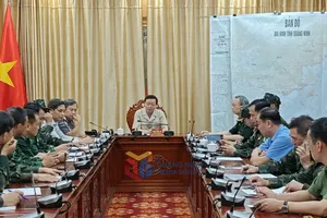 Phó Thủ tướng Trần Hồng Hà đang trực tiếp chỉ đạo công tác cứu hộ cứu nạn tàu du lịch bị đắm tại Quảng Ninh