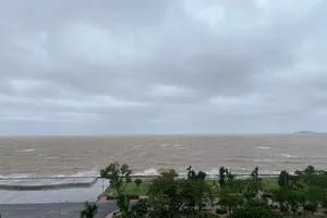 Biển Đông dồn dập áp thấp, áp thấp nhiệt đới