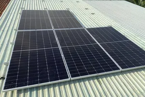 Lắp điện mặt trời mái nhà: Thông báo để quản lý, không phải 'xin - cho'