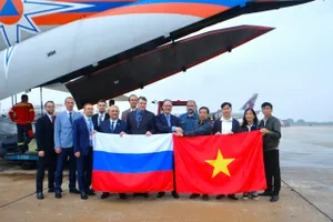 Chuyên cơ Nga mang theo 29 tấn hàng viện trợ người dân vùng lũ ở Huế