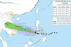 Bão Kalmaegi vào Biển Đông, đang lao nhanh về đất liền miền Trung