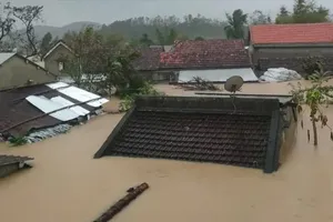 Đã có 19 cơn bão và áp thấp nhiệt đới, những tháng cuối năm nguy cơ mưa lũ lớn vẫn hiện hữu