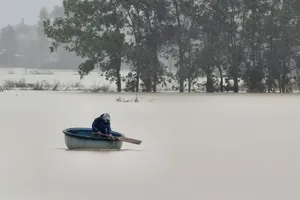 Cập nhật đến sáng 23-11: 102 người chết và mất tích do mưa lũ, sạt lở