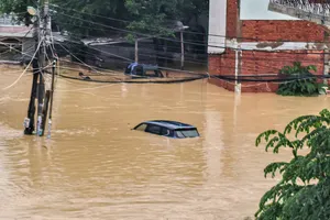 Cảnh báo mưa lớn từ Huế - Quảng Ngãi