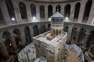 Lăng mộ Chúa Jesus mở cửa cho khách tham quan