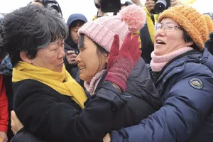 Phà Sewol chính thức 'trở về' sau ba năm