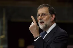 Chính phủ Tây Ban Nha ra tối hậu thư cho Catalonia