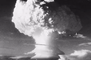 Mỹ công bố hàng trăm đoạn phim thử hạt nhân tuyệt mật