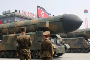 Triều Tiên dọa sẽ bao phủ Nhật Bản bằng 'mây phóng xạ'