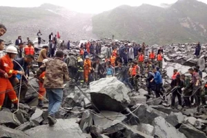 Hiện trường vụ lở đất kinh hoàng ở Trung Quốc