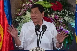 Ông Duterte bất ngờ tái xuất, dẹp tin đồn sức khỏe