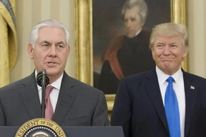 Mỹ bất ngờ xuống nước với Triều Tiên, Trung Quốc