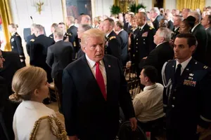 Ông Trump thẳng tay ký dự luật trừng phạt Nga