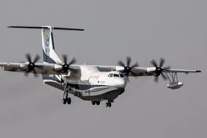 Trung Quốc cho bay thử thủy phi cơ lớn nhất thế giới