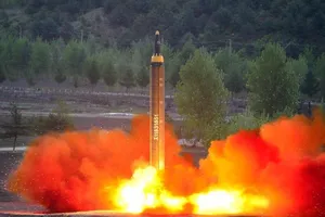 Triều Tiên từng lỡ bắn tên lửa trúng TP của mình