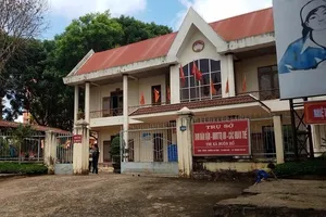 Kỷ luật Chủ tịch hội nông dân bị tố nhận tiền chạy việc