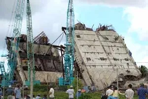 Đoàn kỹ sư tưởng niệm nạn nhân vụ sập nhịp cầu Cần Thơ