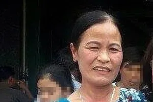 Tước quân tịch nữ trung tá cảnh sát bị tố lừa đảo