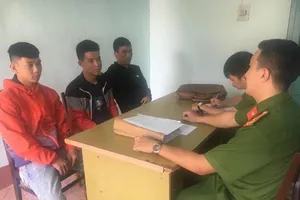 Đường dây cá độ bóng đá qua mạng gần 30 tỉ đồng