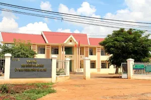 Đề nghị công an điều tra chủ tịch xã sai phạm gần trăm triệu