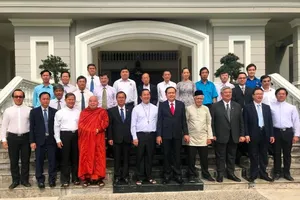 Ông Trần Thanh Mẫn chúc mừng Giáng sinh tại Bình Dương