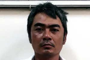 Mang dao vào cuộc nhậu rồi đâm chết đối thủ