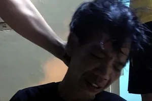 Cảnh sát nhập vai xe ôm giải cứu con tin như phim