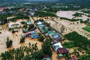 Một công an viên bị nước cuốn tử vong