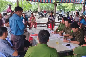 Họp dân, phạt 750.000 đồng người chồng báo tin giả bị bắt cóc