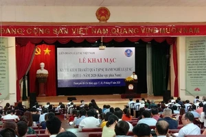 Không đưa đề thi của luật sư tương lai lên mạng