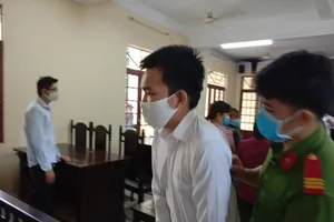 Lừa đảo, đến người yêu cũng không tha