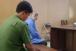 Thuê tài xế xe ôm ký công chứng lừa bán nhà