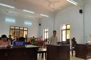 Cậu cưỡng dâm cháu ruột có bầu rồi đưa cháu đi bỏ thai