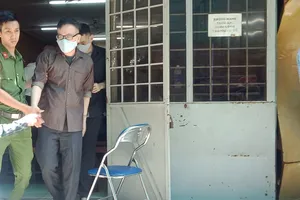 Cựu cử nhân trường Luật cùng đồng phạm trộm xe ô tô Camry 