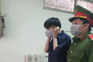 Sinh viên 'yêu' bạn gái nhí được hưởng án treo để tiếp tục học