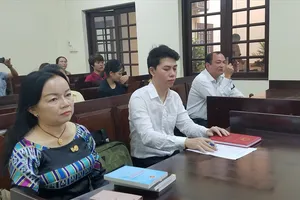 Vụ Đàm Vĩnh Hưng bị kiện: 'Không cần anh Hưng phải xin lỗi'