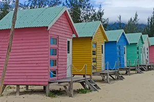 Quán nhậu, điểm du lịch sinh thái tự phát lấn chiếm bãi biển Đà Nẵng